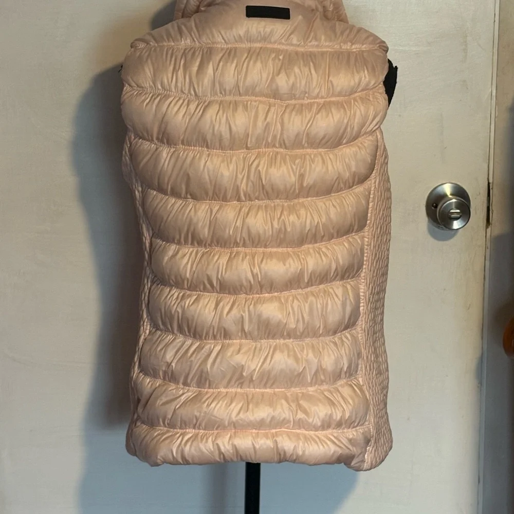 Calvin Klein Light Pink Puffer Vest - Picture 3 of 9